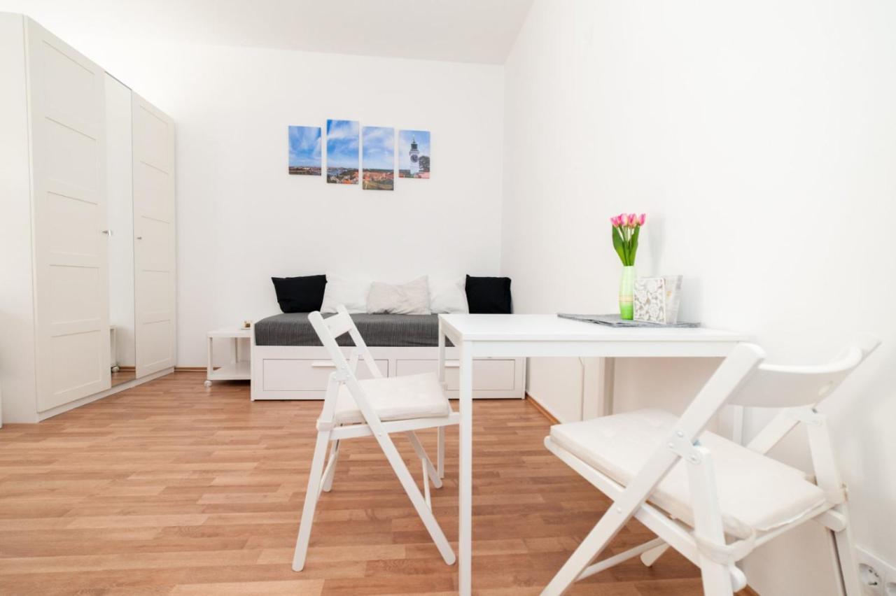 Mia Apartment Нови-Сад Экстерьер фото